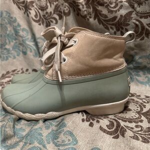 Sperry Women's Winter Boots - Tan and Green